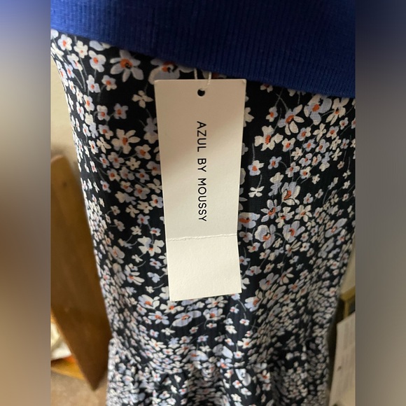 💙NWT Azul By Moussy M Top - Picture 4 of 5